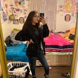 Meet your Posher, Sandra